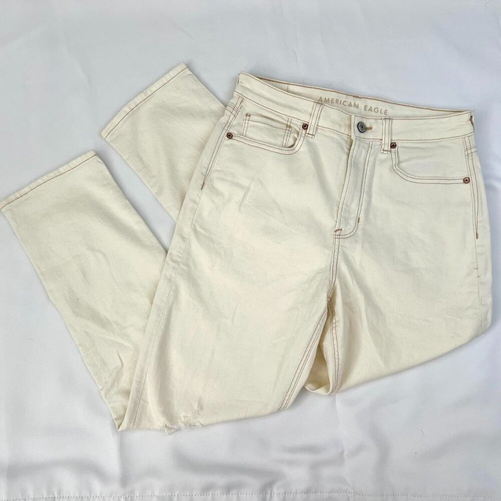 American Eagle Cream/Off-White Ripped Mom Jeans - Size 8 Regular